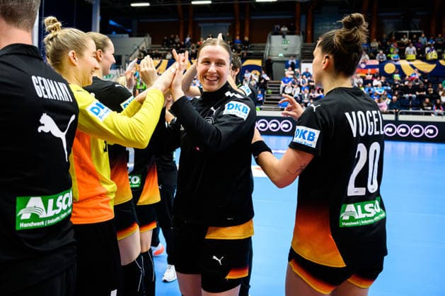 Handball, Frauen: EM-Qualifikation, Slowenien - Deutschland, 2. Runde, Gruppe 3, 3. Spieltag Jolina Huhnstock (Deutschland) Celje Slowenien