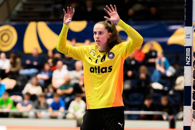 Handball, Frauen: EM-Qualifikation, Slowenien - Deutschland, 2. Runde, Gruppe 3, 3. Spieltag Torhueterin Sarah Wachter (Deutschland) Celje Slowenien