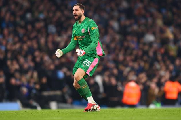 Gianluigi Donnarumma of Manchester City celebrtsws the 2nd goal scored by Rodri Manchester City v Nottingham Forest, Premier League, Football, Etihad Stadium, Manchester, UK - 04 Mar 2026Manchester Etihad Stadium United Kingdom EDITORIAL USE ONLY No use with unauthorised audio, video, data, fixture lists, club league logos or live services. Online in-match use limited to 120 images, no video emulation. No use in betting, games or single club league player publications.  Copyright: xPaulxCurrie Shutterstockx 16720019bi