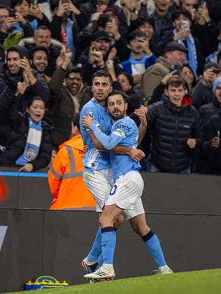 Football - FA Premier League - Manchester City FC v Nottingham Forest FC MANCHESTER, ENGLAND - Wednesday, March 4, 2026: Manchester City s Rodrigo Hernandez Cascante Rodri (L) celebrates with team-mate Bernardo Silva after scoring his side s second goal during the FA Premier League match between Manchester City FC and Nottingham Forest FC at the City of Manchester Stadium. (Photo by David Rawcliffe Propaganda) MANCHESTER City of Manchester Stadium GREATER MANCHESTER ENGLAND  Copyright: xDavidxRawcliffex P2026-03-04-Man_City_Notts_Forest-44