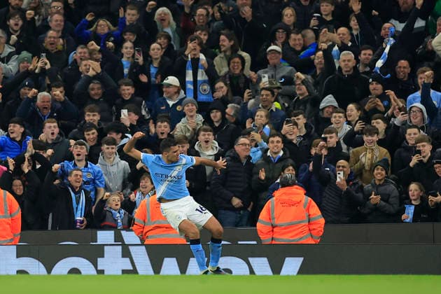 Manchester City v Nottingham Forest, Premier League Rodrigo (16) of Manchester City celebrates scoring to make it 2-1 during the Premier League match between Manchester City and Nottingham Forest at the Etihad Stadium, Manchester, UK on 4 March 2026. Manchester Etihad Stadium Manchester UK Editorial use only DataCo restrictions apply See www.football-dataco.com , Copyright: xConorxMolloyx PSI-23834-0039