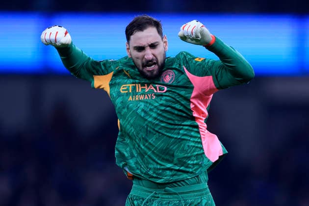 Manchester City v Nottingham Forest - Premier League Gianluigi Donnarumma, goalkeeper of Manchester City celebrates 2nd goal during the Premier League match between Manchester City and Nottingham Forest at Etihad Stadium on March 4, 2026 in Manchester, England. WARNING! This Photograph May Only Be Used For Newspaper And Or Magazine Editorial Purposes. May Not Be Used For Publications Involving 1 player, 1 Club Or 1 Competition Without Written Authorisation From Football DataCo Ltd. For Any Queries, Please Contact Football DataCo Ltd on +44 (0) 207 864 9121 Manchester Etihad Stadium England United Kingdom Copyright: xAllstarxPicturexLibraryxLtdx