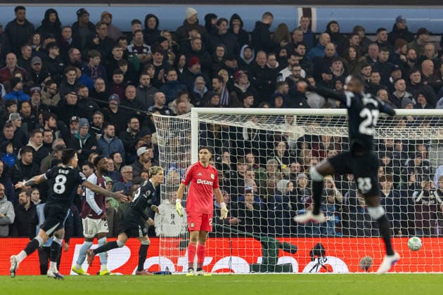 Aston Villa v Chelsea, Premier League GOAL scores 4-1 Chelsea forward Alejandro Garnacho (49) scores and celebrates during the Premier League match between Aston Villa and Chelsea at Villa Park, Birmingham, UK on 4 March 2026. Birmingham Villa Park West Midlands UK Editorial use only DataCo restrictions apply See www.football-dataco.com , Copyright: xManjitxNarotrax PSI-23838-0053