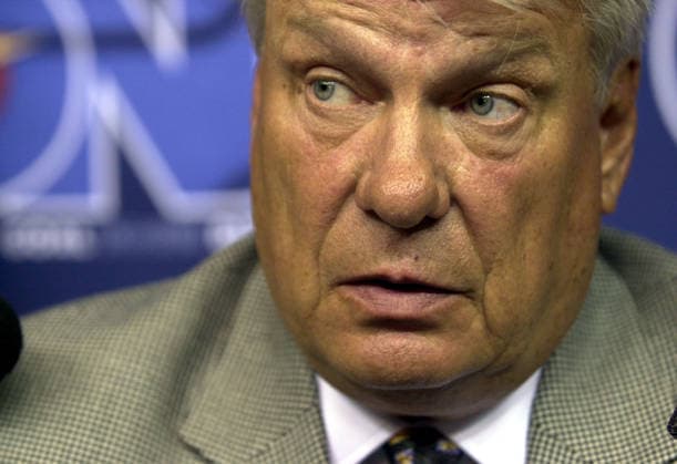 Aug 30, 2006; Oakland, CA, USA; DON NELSON, the NBA, Basketball Herren, USA second winningest coach, talks to the press during the press conference, PK, Pressekonferenz to announce him as the Warriors head coach. About 150 fans came out to welcome back Don Nelson . Mandatory Credit: Photo by Gregory Urquiaga Contra Costa Times ZUMA Press. ( ) Copyright 2006 by Contra Costa Times Oakland California USA Copyright: xGregoryxUrquiagax