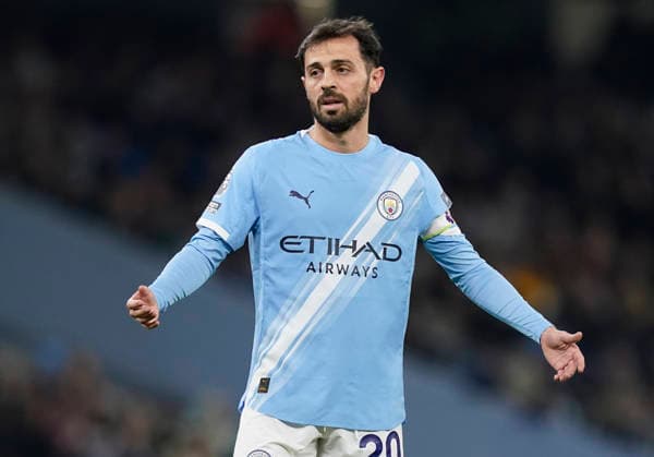 Manchester, England, 4th March 2026. Bernardo Silva of Manchester City during the Manchester City vs Nottingham Forest Premier League match at the Etihad Stadium, Manchester. Picture credit should read: Andrew Yates Sportimage EDITORIAL USE ONLY. No use with unauthorised audio, video, data, fixture lists, club league logos or live services. Online in-match use limited to 120 images, no video emulation. No use in betting, games or single club league player publications. SPI_122_AY_Manchester_City_Forest SPI-4576-0122