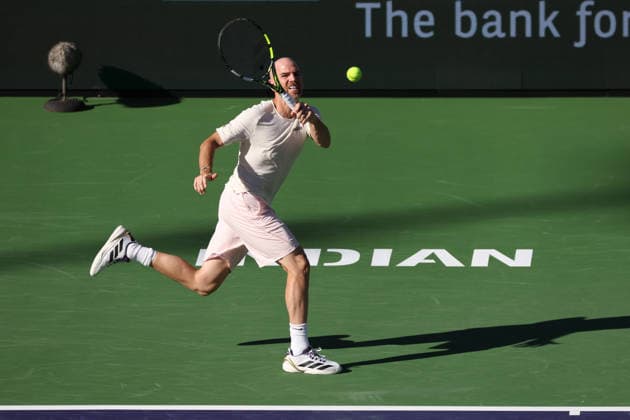 INDIAN WELLS, CA - MARCH 04: Adrian Mannarino (FRA) hits a forehand during the BNP Paribas Open on March 4, 2026 at Indian Wells Tennis Garden in Indian Wells, CA. (Photo by George Walker Icon Sportswire) TENNIS: MAR 04 BNP Paribas Open EDITORIAL USE ONLY Icon260304058