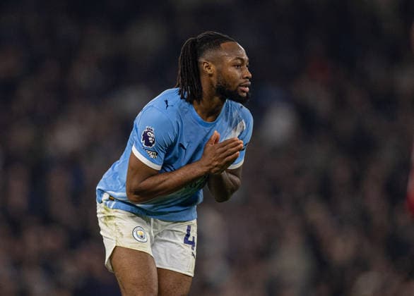 (260305) -- MANCHESTER, March 5, 2026 -- Manchester City s Antoine Semenyo reacts after missing a chance during the English Premier League match between Manchester City FC and Nottingham Forest FC in Manchester, Britain, on March 4, 2026. FOR EDITORIAL USE ONLY. NOT FOR SALE FOR MARKETING OR ADVERTISING CAMPAIGNS. NO USE WITH UNAUTHORIZED AUDIO, VIDEO, DATA, FIXTURE LISTS, CLUB LEAGUE LOGOS OR LIVE SERVICES. ONLINE IN-MATCH USE LIMITED TO 45 IMAGES, NO VIDEO EMULATION. NO USE IN BETTING, GAMES OR SINGLE CLUB LEAGUE PLAYER PUBLICATIONS. (SP)BRITAIN-MANCHESTER-FOOTBALL-PREMIER LEAGUE-MANCHESTER CITY VS NOTTINGHAM FOREST LixYing