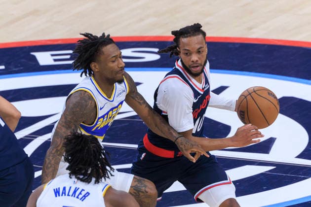 March 4, 2026, Inglewood, California, USA: Darius Garland 10 of the Los Angeles Clippers drives past past Quenton Jackson 29 of the Indiana Pacers during their regular season NBA, Basketball Herren, USA game on Wednesday March 4, 2026 at Intuit Dome in Inglewood, California. Clippers defeat Pacers, 130-107. ARIANA RUIZ PI Clippers Vs. Pacers  - ZUMAp124 20260304_zaa_p124_067 Copyright: xArianaxRuizx