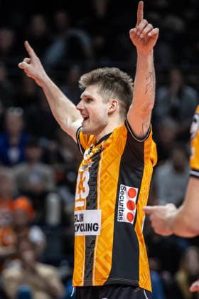 04.03.26, Berlin, Volleyball, CEV Cup Viertelfinale, BR Volleys vs. Volley Piacenza. Ruben Schott (BR Volleys) freut sich ueber den Punkt. CEV Cup Viertelfinale, BR Volleys vs. Volley Piacenza.