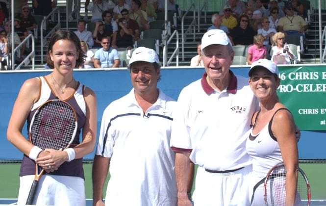 Nov 05, 2006; Delray Beach, FL, USA; LINDSAY DAVENPORT, JON LOVITZ, former President GEORGE H.W. BUSH and CHRIS EVERT at the 17th Annual Chris Evert Pro-Celeb Tennis Classic. Mandatory Credit: Photo by Kelly Owen ZUMA Press. ( ) Copyright 2006 by Kelly Owen Delray Beach FL USA Copyright: xKellyxOwenx
