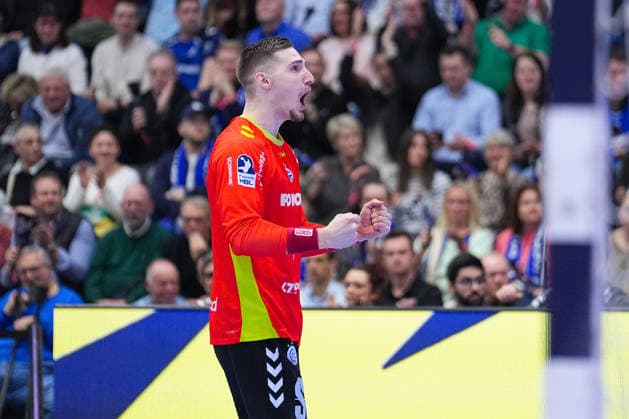 05.03.2026, xydrx, Handball, 1.HBL, VfL Gummersbach - TBV Lemgo Lippe, Schwalbe-Arena: Dominik Kuzmanovic (VfL Gummersbach 1) jubelnd Photo: xYannisxDreimannxPressefotoKochx Nordrhein-Westfahlen Deutschland