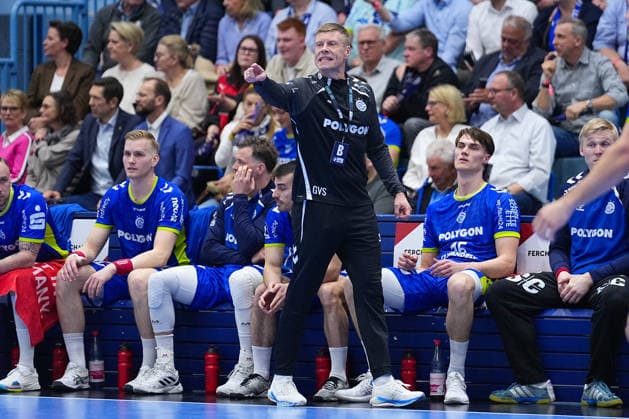 05.03.2026, xydrx, Handball, 1.HBL, VfL Gummersbach - TBV Lemgo Lippe, Schwalbe-Arena: Gudjon Valur Sigurdsson (Cheftrainer VfL Gummersbach) gestikulierend Photo: xYannisxDreimannxPressefotoKochx Nordrhein-Westfahlen Deutschland