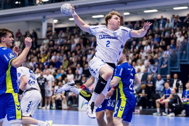 DAIKIN Handball-Bundesliga VfL Gummersbach - TBV Lemgo Lippe; 05.03.2026 Lukas Hutecek (TBV Lemgo Lippe, 2) im Wurf DAIKIN Handball-Bundesliga VfL Gummersbach - TBV Lemgo Lippe; Gummersbach, Schwalbe arena am 05.03.2026 Copyright: xBEAUTIFULxSPORTS Wunderlx