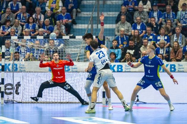Dominik Kuzmanović, Torwart, (VfL Gummersbach 1), Tim Suton, Rueckraum (TBV Lemgo Lippe 23), Ellidi Snaer Vidarsson, Kreislaeufer, (VfL Gummersbach 4), Julian Koester, Rueckraum, (VfL Gummersbach 7), VfL Gummersbach vs. TBV Lemgo Lippe, Daikin Handball Bundesliga, Herren , 24. Spieltag, 05.03.2026 Gummersbach NRW Deutschland