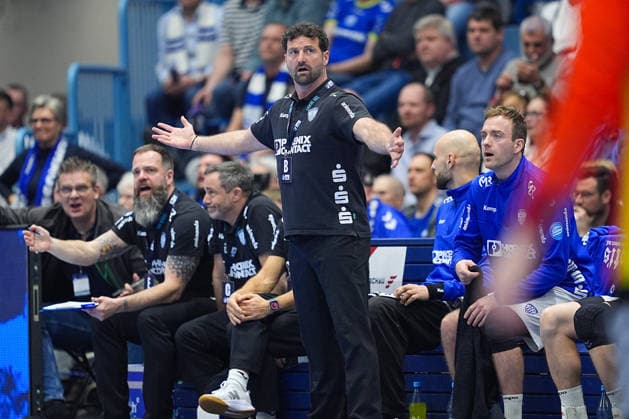 05.03.2026, xydrx, Handball, 1.HBL, VfL Gummersbach - TBV Lemgo Lippe, Schwalbe-Arena: Florian Kehrmann (Cheftrainer TBV Lemgo Lippe) gestikulierend Photo: xYannisxDreimannxPressefotoKochx Nordrhein-Westfahlen Deutschland