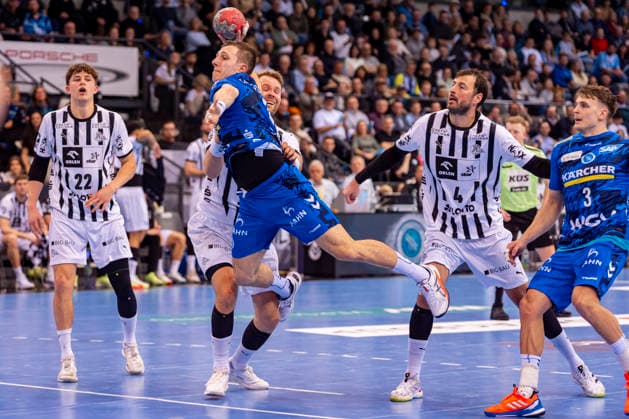 DAIKIN Handball Bundesliga: TVB Stuttgart vs. THW Kiel; 05.03.2026 Stuttgart, GERMANY - 05. März 2026: Marco Megon (TVB Stuttgart, 30) gegen Petter overby (THW Kiel, 11) am Kreiswährend dem Match zwischen dem TVB Stuttgart und dem THW Kiel am 24. Spieltag der Daikin Handball Bundesliga in der Porsche-Arena. Copyright: xBEAUTIFULxSPORTS Steinx