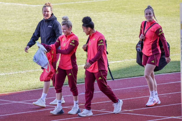 05.03.2026, xgrfx, Fussball Training , Deutsche Frauennationalmannschaft v.l. Larissa Mühlhaus, Linda Dallmann, Shekiera Martinez, Giulia Gwinn (Deutsche Frauennationalmannschaft) (DFL DFB REGULATIONS PROHIBIT ANY USE OF PHOTOGRAPHS as IMAGE SEQUENCES and or QUASI-VIDEO) Dresden