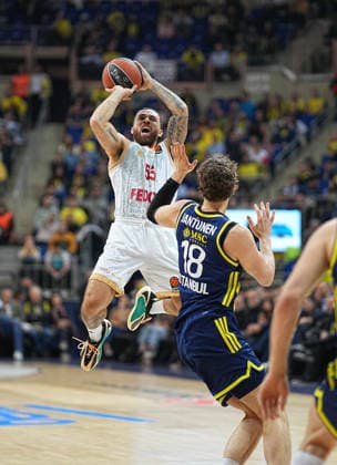 ISTANBUL, TURKEY - MARCH 5: Mikael Jantunen (18) of Fenerbahce Beko and Mike James of Monaco in action during the EuroLeague match between Fenerbahce Beko Istanbul and AS Monaco at Ulker Sports Arena on March 5, 2026 in Istanbul, Turkey. Ä±STANBUL tURKEY Copyright: xSeskimphotox Fener-Monaco-050326 (12)