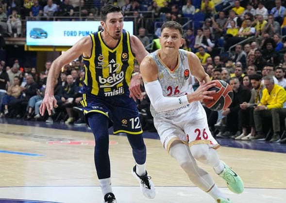 ISTANBUL, TURKEY - MARCH 5: Nando De Colo (L) of Fenerbahce Beko and Nemanja Nedovic (26) of Monaco in action during the EuroLeague match between Fenerbahce Beko Istanbul and AS Monaco at Ulker Sports Arena on March 5, 2026 in Istanbul, Turkey. Ä±STANBUL tURKEY Copyright: xSeskimphotox Fener-Monaco-050326 (69)