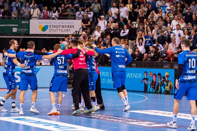 DAIKIN Handball Bundesliga: TVB Stuttgart vs. THW Kiel; 05.03.2026 Stuttgart, GERMANY - 05. März 2026: TVB Spieler feiern Ihren Sieg nach dem Match zwischen dem TVB Stuttgart und dem THW Kiel am 24. Spieltag der Daikin Handball Bundesliga in der Porsche-Arena. Copyright: xBEAUTIFULxSPORTS Steinx