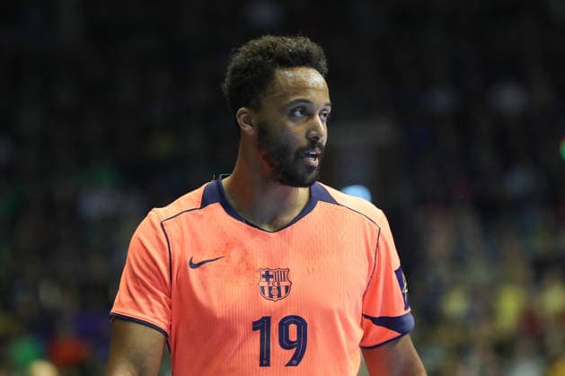 05.03.2026, xgox, Handball - EHF Champions League SC Magdeburg - FC Barcelona, Barca v.l. Timothey N guessan (N guessan, Barcelona, 19) Magdeburg