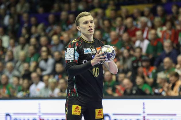 05.03.2026, xgox, Handball - EHF Champions League SC Magdeburg - FC Barcelona, Barca v.l. Gisli Thorgeir Kristjansson (Magdeburg, 10) am Ball, plays the ball Magdeburg