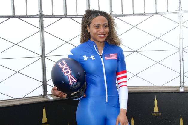 RECORD DATE NOT STATED Azaria Hill visits the Empire State Building for a photo opportunity following her Olympic debut at the 2026 Milan Cortina Winter Olympics. (SPO) Azaria Hill visits the Empire State Building for a photo opportunity following her Olympic debut at the 2026 Milan Cortina Winter Olympics. March 5, 2026, New York, USA: Azaria Hill of Team USA Bobsled Push Athlete visits the Empire State Building Observatory for a photo opportunity following her Olympic debut at the 2026 Milan Cortina Winter Olympics. Credit: Niyi Fote Thenews2 (Foto: Niyi Fote Thenews2 imago images) SPO  Copyright: xNiyixFotex