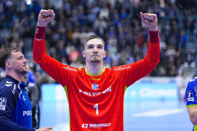 05.03.2026, xydrx, Handball, 1.HBL, VfL Gummersbach - TBV Lemgo Lippe, Schwalbe-Arena: Dominik Kuzmanovic (VfL Gummersbach 1) bejubelt den sieg Photo: xYannisxDreimannxPressefotoKochx Nordrhein-Westfahlen Deutschland