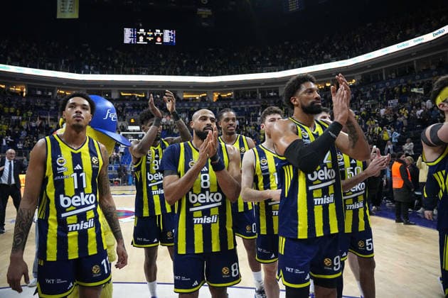 ISTANBUL, TURKEY - MARCH 5: Players of Fenerbahce Beko celebrates victory after the EuroLeague match between Fenerbahce Beko Istanbul and AS Monaco at Ulker Sports Arena on March 5, 2026 in Istanbul, Turkey. Ä±STANBUL tURKEY Copyright: xSeskimphotox Fener-Monaco-050326 (140)