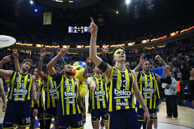 ISTANBUL, TURKEY - MARCH 5: Tarik Biberovic (13) of Fenerbahce Beko celebrates victory after the EuroLeague match between Fenerbahce Beko Istanbul and AS Monaco at Ulker Sports Arena on March 5, 2026 in Istanbul, Turkey. Ä±STANBUL tURKEY Copyright: xSeskimphotox Fener-Monaco-050326 (146)