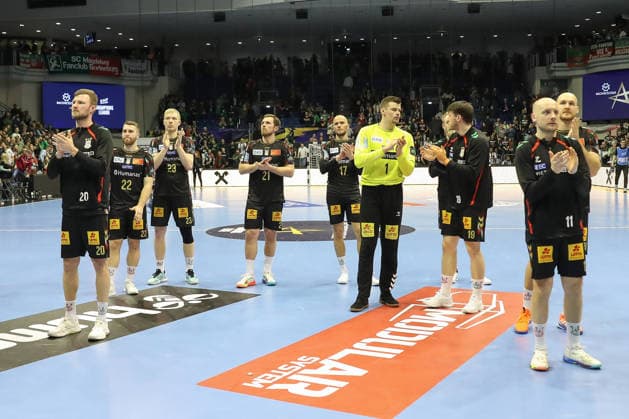 05.03.2026, xgox, Handball - EHF Champions League SC Magdeburg - FC Barcelona, Barca v.l. Magdeburg enttaeuscht, schaut enttaeuscht, niedergeschlagen, disappointed Magdeburg