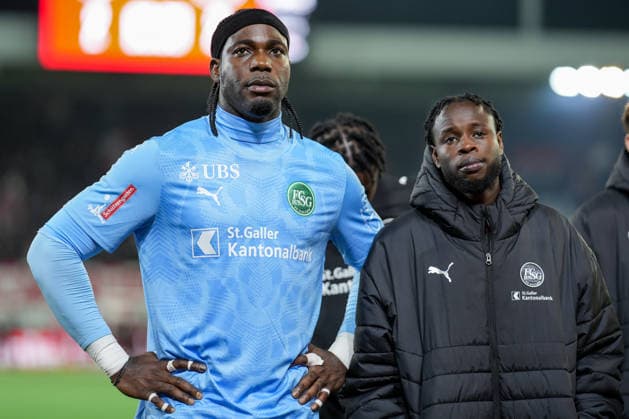 Fussball: Schweiz: Brack Super League 2025 2026 - 28. Spieltag, 05.03.2026 - FC Thun vs. FC St. Gallen 1879 (Stockhorn Arena, Thun); Lawrence Ati Zigi (1, FC St. Gallen), Aliou Balde (14, FC St. Gallen) *** Football Switzerland Brack Super League 2025 2026 28 Matchday, 05 03 2026 FC Thun vs FC St Gallen 1879 Stockhorn Arena, Thun Lawrence Ati Zigi 1, FC St Gallen , Aliou Balde 14, FC St Gallen Copyright: xValentinxDomgjonix