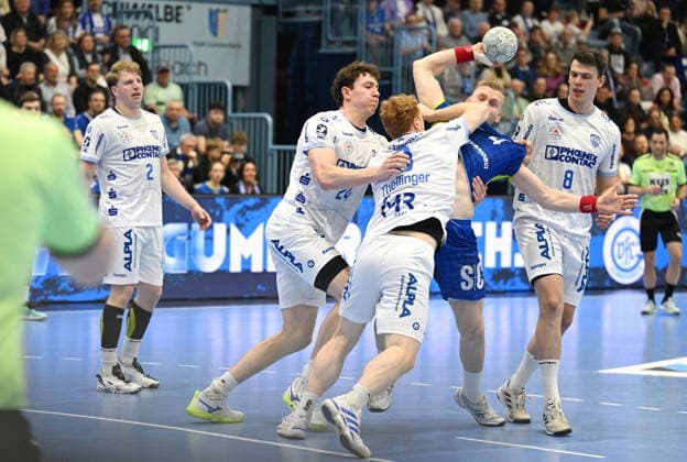 RECORD DATE NOT STATED Harter Einsatz von Nicolai Theilinger (TBV Lemgo Lippe 3) gegen Ellidi Vidarsson (VfL Gummersbach 4) VfL Gummersbach vs. TBV Lemgo Lippe, Handball, Daikin 1. Bundesliga, 24. Spieltag, Spielzeit 2025-2026, Schwalbe Arena Gummersbach, 05.03.2026 VfL Gummersbach vs. TBV Lemgo Lippe, Handball, Daikin 1. Bundesliga, 24. Spieltag, Spielzeit 2025-2026, Schwalbe Arena Gummersbach, 05.03.2026 Gummersbach Copyright: xEibner-Pressefoto JuergenxAugstx EP_JAT