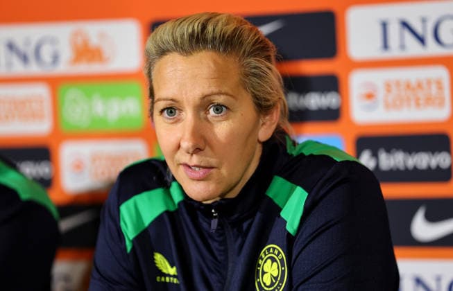 Republic of Ireland WNT press conference, PK, Pressekonferenz Stadion Galgenwaard, Utrecht, Netherlands 6 3 2026 Head Coach Carla Ward Carla Ward 6 3 2026  Copyright: x INPHO RyanxByrnex RB1_7541