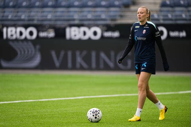 260306 Synne Jensen of the Norwegian women™s national football team during a training session on March 6, 2026 in Stavanger. Photo: Marius Simensen BILDBYRAN Cop 238 bbeng dam fifa women s world cup qualifier football fotball fotboll norge norway practice soccer training trening träning Copyright: MARIUSxSIMENSEN BB260306BB463