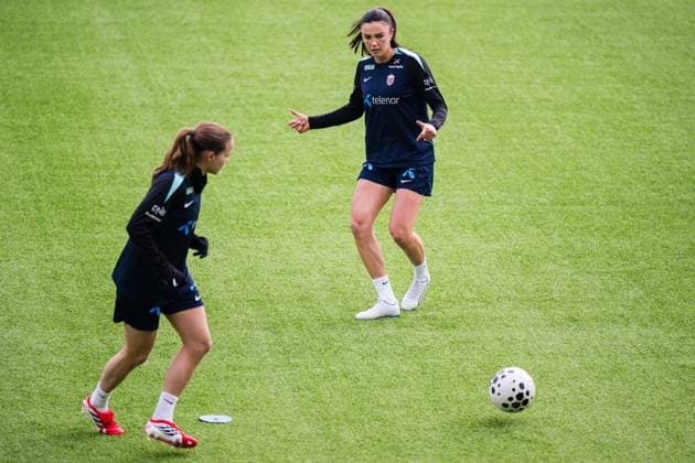 260306 Ingrid Syrstad Engen of the Norwegian women™s national football team during a training session on March 6, 2026 in Stavanger. Photo: Marius Simensen BILDBYRAN Cop 238 bbeng dam fifa women s world cup qualifier football fotball fotboll norge norway practice soccer training trening träning Copyright: MARIUSxSIMENSEN BB260306BB482