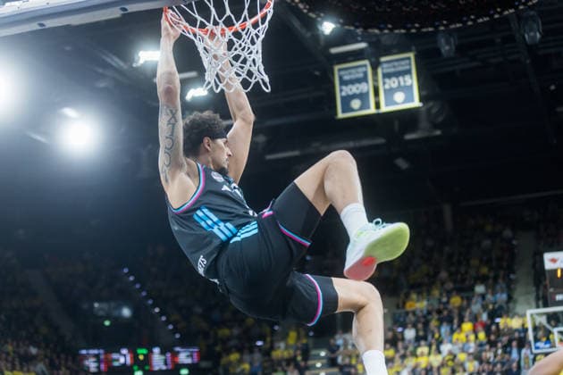 Oldenburg, Niedersachsen, DEU, 06.03.2026, Michael Kessens (Telekom Baskets Bonn). EWE Baskets Oldenburg vs. Telekom Baskets Bonn. Basketball. 1. Basketball-Bundesliga Saison 2025 2026, 22. Spieltag, Grosse EWE Arena. EWE Baskets Oldenburg vs. Telekom Baskets Bonn