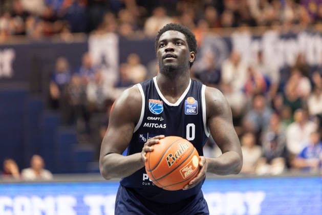 Khyri Thomas (MBC, 0), Syntainics MBC vs. Skyliners Frankfurt, Basketball, 1. Bundesliga, Maenner, 22. Spieltag, Hauptrunde, Saison 2025 26, 06.03.2026. Weißenfels Stadthalle Sachsen-Anhalt Deutschland