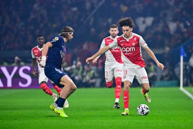 FOOTBALL : PSG vs Monaco - Ligue 1 - 06 03 2026 Illia Zabarnyi of Paris Saint Germain and Maghnes Akliouche of Monaco during the Ligue 1 match between Paris Saint Germain and AS Monaco at Parc des Princes on March 06, 2026 in Paris, France. ( Photo by Federico Pestellini PsnewZ ) - ParisFrance  Copyright: xFedericoxPestelinix