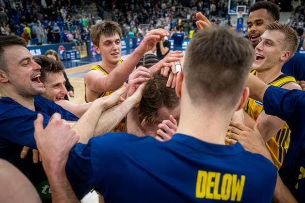 Jubel mit Norris Agbakoko (17; Alba Berlin), Anton Nufer (20; Alba Berlin), Sam Griesel (5; Alba Berlin) und Jonas Mattisseck (9; Alba Berlin) im Vordergrund easyCredit BBL: MLP Academics Heidelberg – Alba Berlin - 06.03.2026