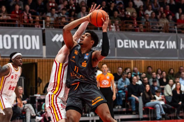GER, easy-Credit Basketball-Bundesliga, Fitness First Würzburg Baskets - Niners Chemnitz. 06.03.2026, tectake ARENA Würzburg, Würzburg, GER, easy-Credit Basketball-Bundesliga, Fitness First Würzburg Baskets - Niners Chemnitz. Kostja Mushidi (Niners Chemnitz, 11) Foto Alexander Trienitz Würzburg tectake ARENA Würzburg Bayern Deutschland