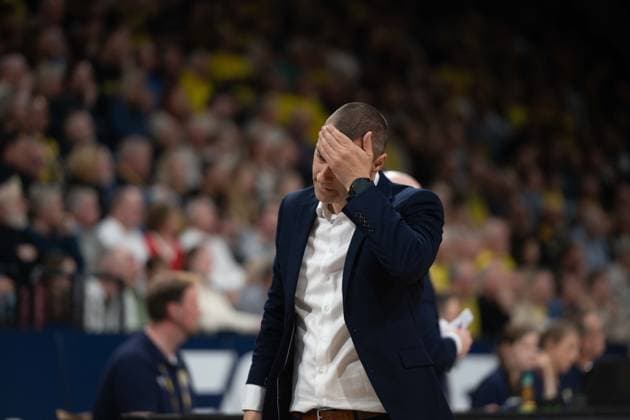 GER, Basketball, easy Credit- BBL, EWE Baskets Oldenburg vs Telekom Baskets Bonn 06.03.2026, EWE Arena, Oldenburg, GER, easy Credit-BBL, EWE Baskets Oldenburg vs Telekom Baskets Bonn, im Bild Marko STANKOVIC ( Telekom Baskets Bonn Headcoach )