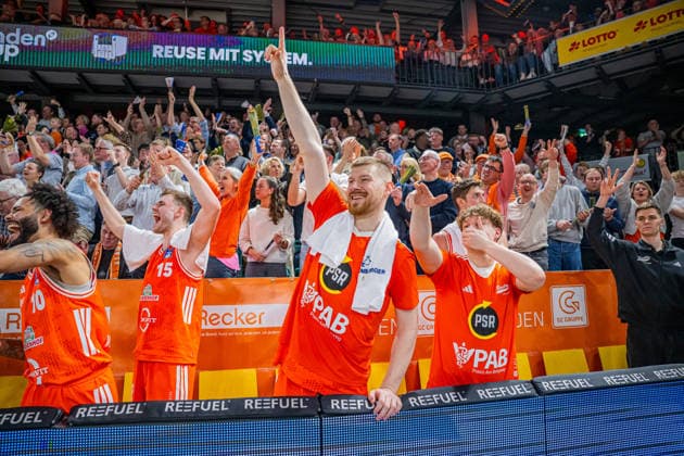 1. Basketball Bundesliga, easyCredit BBL, Saison 2025 2026, Herren, Hauptrunde, 22. Spieltag, 06.03.2026, RASTA Vechta - Science City Jena Luc van Slooten ( 6 - RASTA Vechta) während der Partie Vechta RASTA Dome Niedersachsen Deutschland
