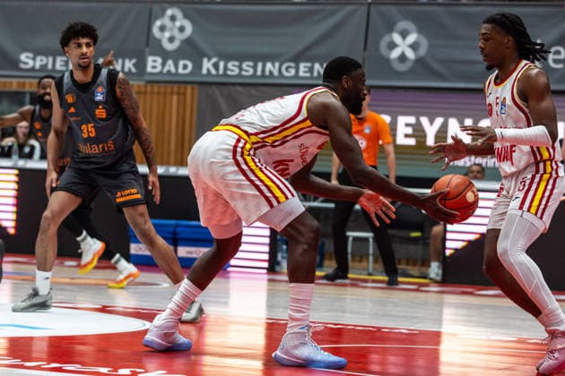 GER, easy-Credit Basketball-Bundesliga, Fitness First Würzburg Baskets - Niners Chemnitz. 06.03.2026, tectake ARENA Würzburg, Würzburg, GER, easy-Credit Basketball-Bundesliga, Fitness First Würzburg Baskets - Niners Chemnitz. Eddy Edigin Jr. (Fitness First Würzburg Baskets 27) Foto Alexander Trienitz Würzburg tectake ARENA Würzburg Bayern Deutschland
