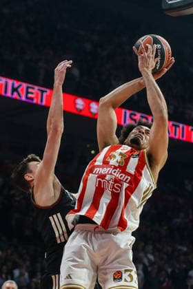 Crvena Zvezda Meridianbet v FC Bayern Munich - Euroleague BELGRADE, SERBIA - MARCH 06: Jordan Nwora (33) of Crvena Zvezda Meridianbet Belgrade in action during the EuroLeague Regular Season Round 30 match between Crvena Zvezda Meridianbet Belgrade and FC Bayern Munich at Belgrade Arena on March 06, 2026 in Belgrade, Serbia. Filip Stevanovic Anadolu Belgrade Serbia. Editorial use only. Please get in touch for any other usage.  Copyright: x2026xAnadoluxFilipxStevanovicx