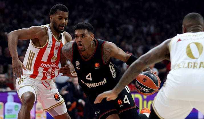 06.03.2026 Belgrade(Serbia) KK Crvena Zvezda(BC Red Star)-Bayern München Euroleague men s basketball Xavier Rathan-Mayes(C) Bayern München,Jared Butler(L) Crvena Zvezda(Red Star) :S.Sandic