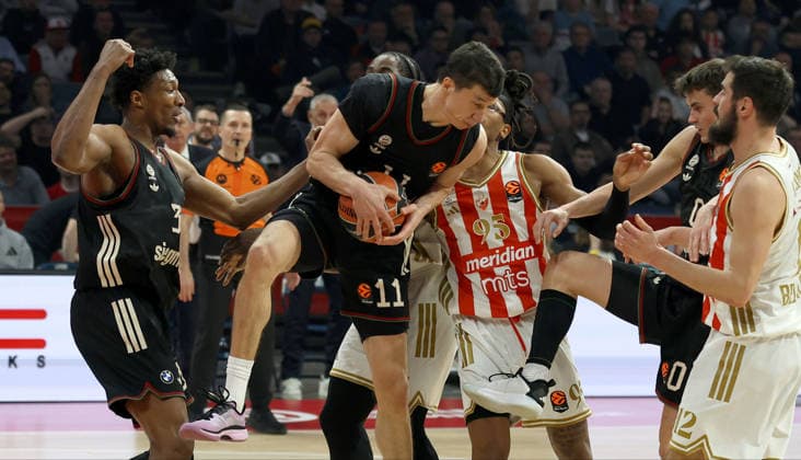 06.03.2026 Belgrade(Serbia) KK Crvena Zvezda(BC Red Star)-Bayern München Euroleague men s basketball David McCormack(L),Vladimir Lucic(C),Nenad Dimitrijevic(R) Bayern München :S.Sandic