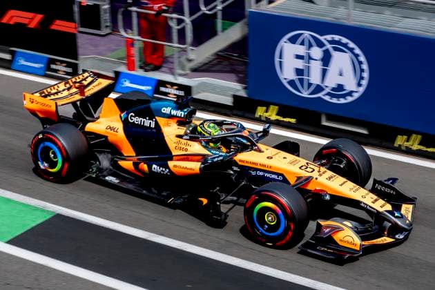 MELBOURNE - Formula 1 driver Oscar Piastri of McLaren Mastercard Formula 1 Team during Formula 1 Melbourne free practice and qualifying at Albert Park on March 7, 2025 in Melbourne, Australia. (Photo by DeFodi Images) -