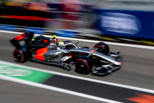 MELBOURNE - Formula 1 driver Gabriel Bortoleto of Audi Revolut F1 Team during Formula 1 Melbourne free practice and qualifying at Albert Park on March 7, 2025 in Melbourne, Australia. (Photo by DeFodi Images) -