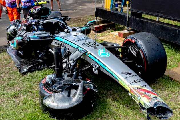 MELBOURNE - Formula 1 driver Kimi Antonelli of Mercedes AMG-Petronas Formula One Team damages his car during Formula 1 Melbourne free practice and qualifying at Albert Park on March 7, 2025 in Melbourne, Australia. (Photo by DeFodi Images) -